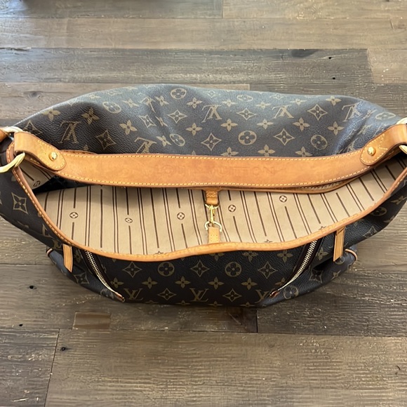Monogram Louis Vuitton Delightful - Picture 7 of 13